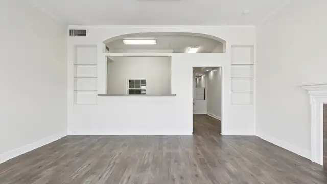 Lease Space - 6485 Jefferson Hwy thumbnail 3