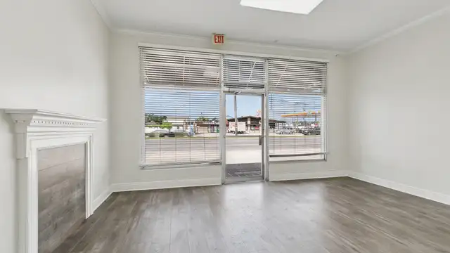 Lease Space - 6485 Jefferson Hwy thumbnail 4