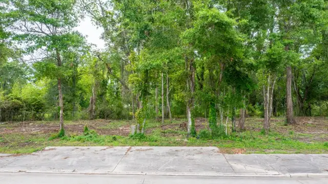 2100 Blk E Pinhook Rd thumbnail 3