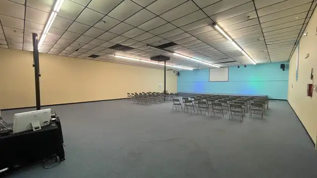 Suite 7140A - 7116 Antioch Rd. thumbnail 4