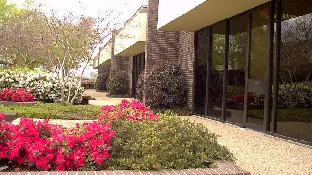 Sherwood Oaks Office Park thumbnail 4
