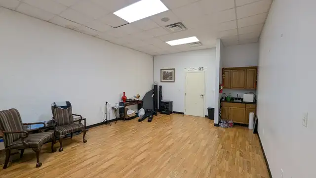 Martial Arts/Yoga Studio thumbnail 4