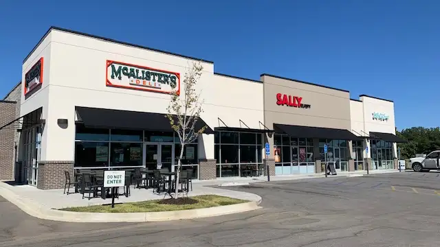 Ruston Center - Walmart  Retail Outparcel thumbnail 2