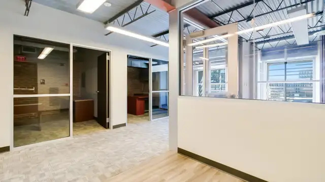 Downtown Office Space thumbnail 2