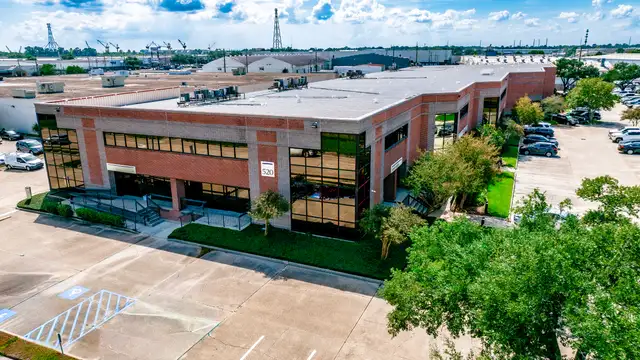 Jefferson Business Center - Flex Space thumbnail 2