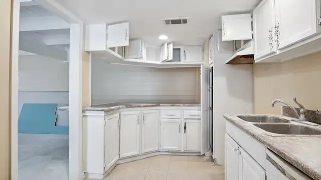 View image 10