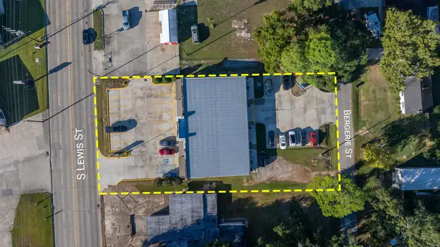 712 S Lewis St thumbnail 4