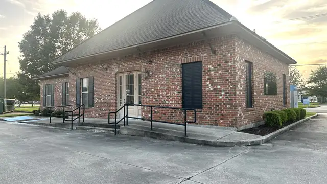 17579 Old Jefferson Hwy thumbnail 4