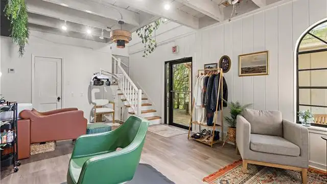 726 E Boston St thumbnail 4