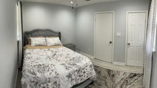 4315 Williams Blvd thumbnail 4