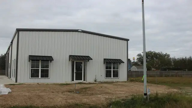 Office/Warehouse thumbnail 2