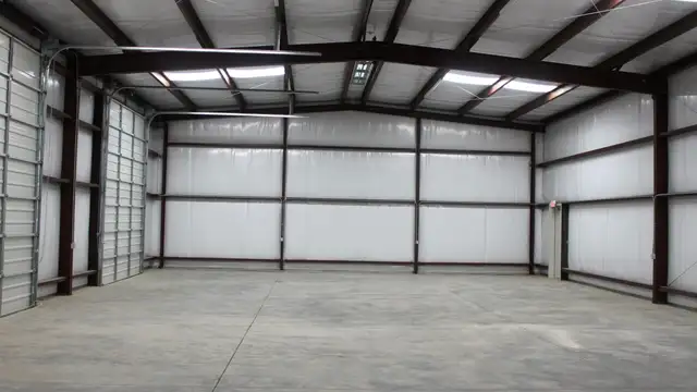 Office/Warehouse thumbnail 4