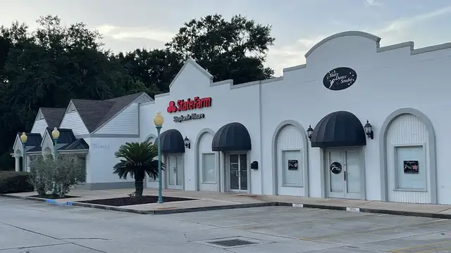 Bayou Landing Retail Center thumbnail 3
