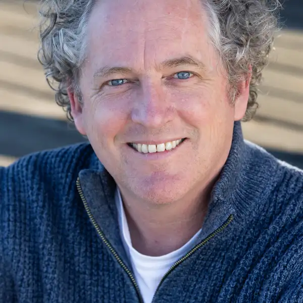 Broker Photo