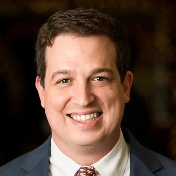 Broker Photo