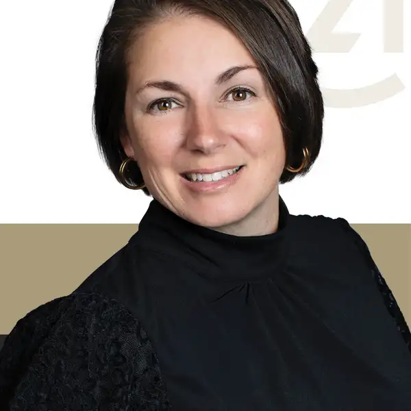 Broker Photo