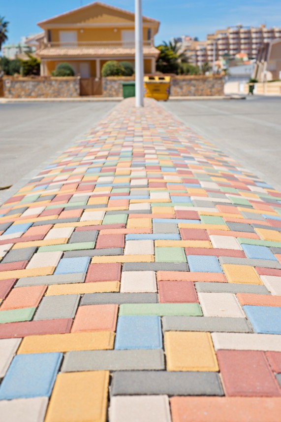 HOW TO LAY RESIN DRIVEWAYS GLASGOW