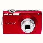 Nikon Coolpix S205 12MP Digital Camera