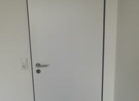 Zimmertür mit Stahlzarge DIN L