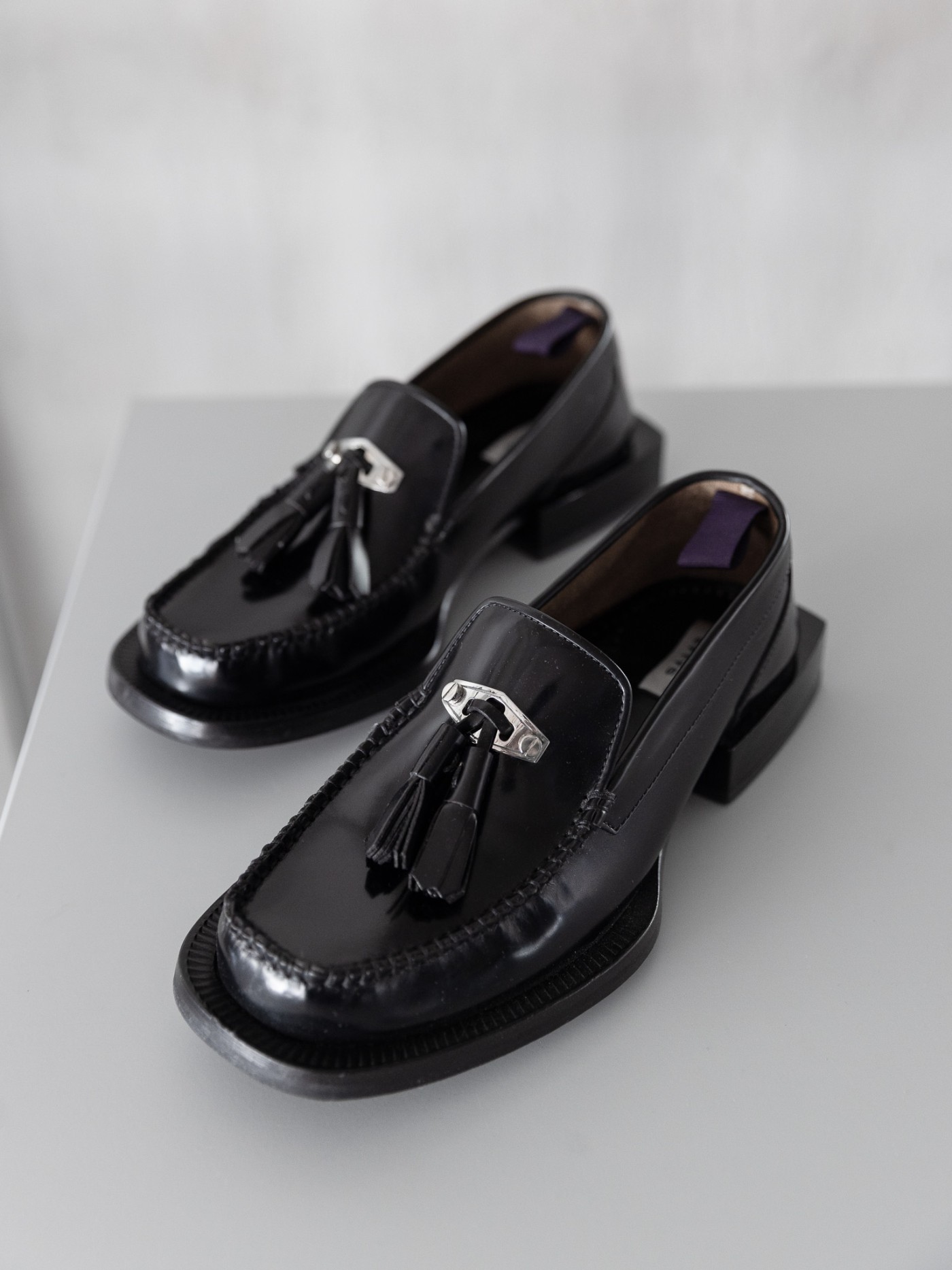 RESTOK / Sell & Buy Second-hand and Vintage fashion