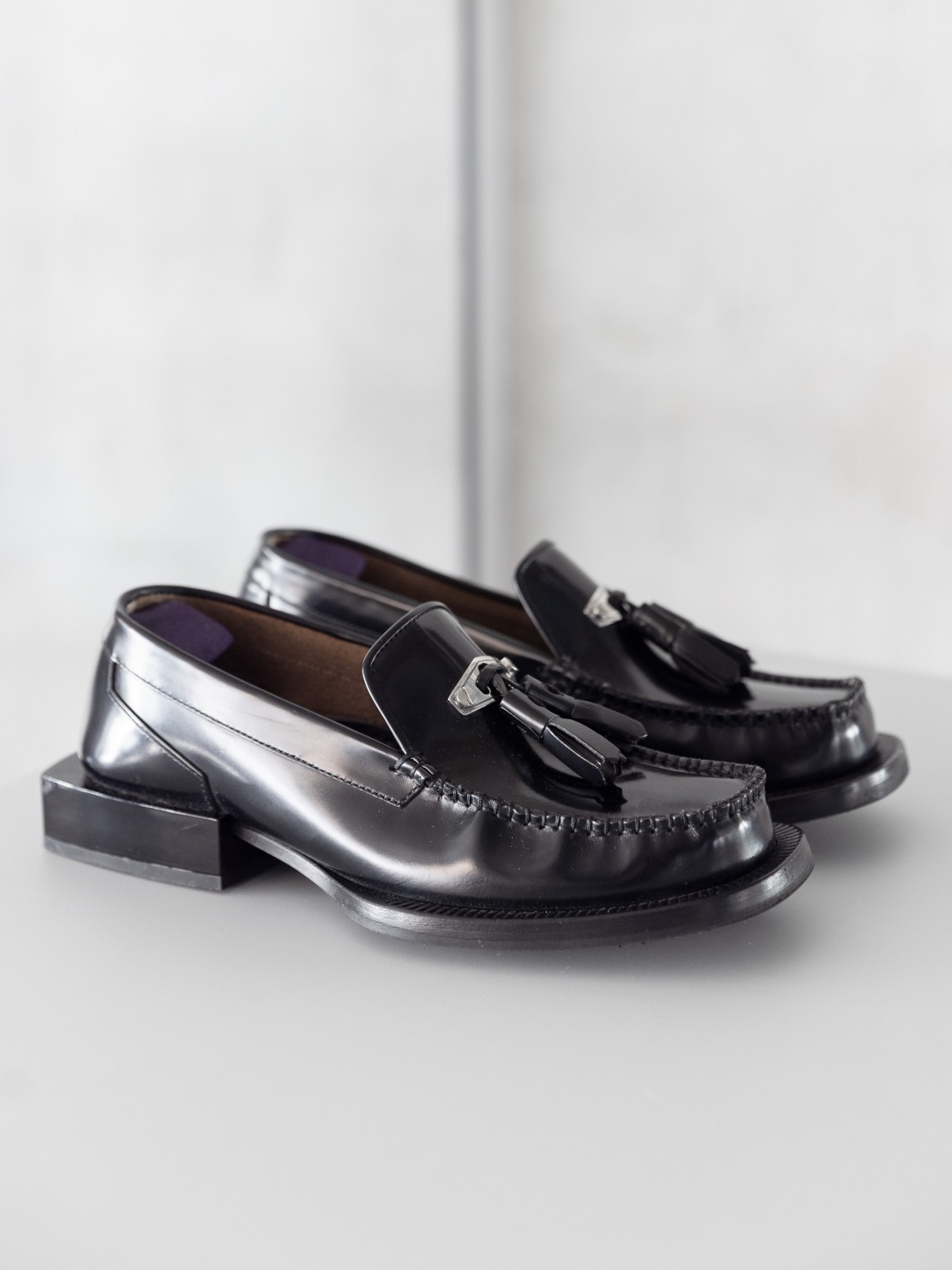 RESTOK / Sell & Buy Second-hand and Vintage fashion