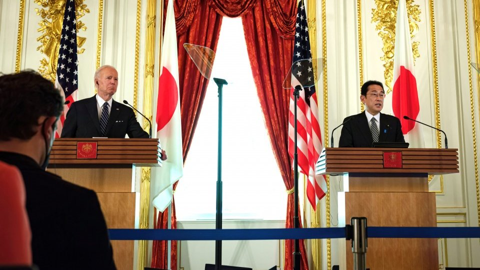 Estados Unidos y Japón refuerzan lazos para combatir el auge militar de China