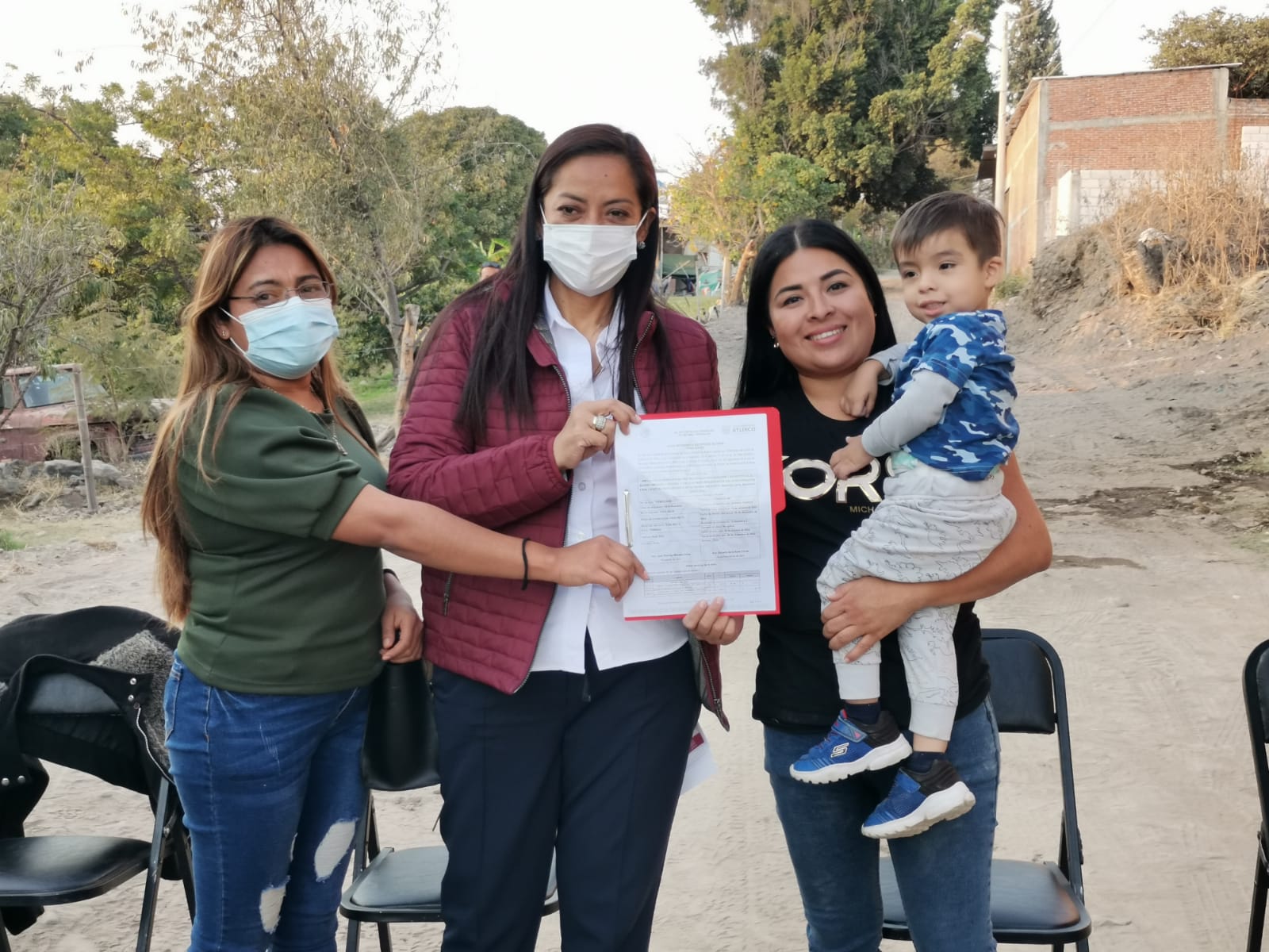 Entrega Ariadna Ayala infraestructura educativa y social en Atlixco