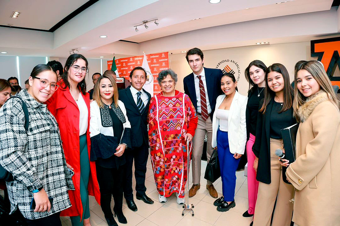beatriz-paredes-universidad-anahuac-puebla