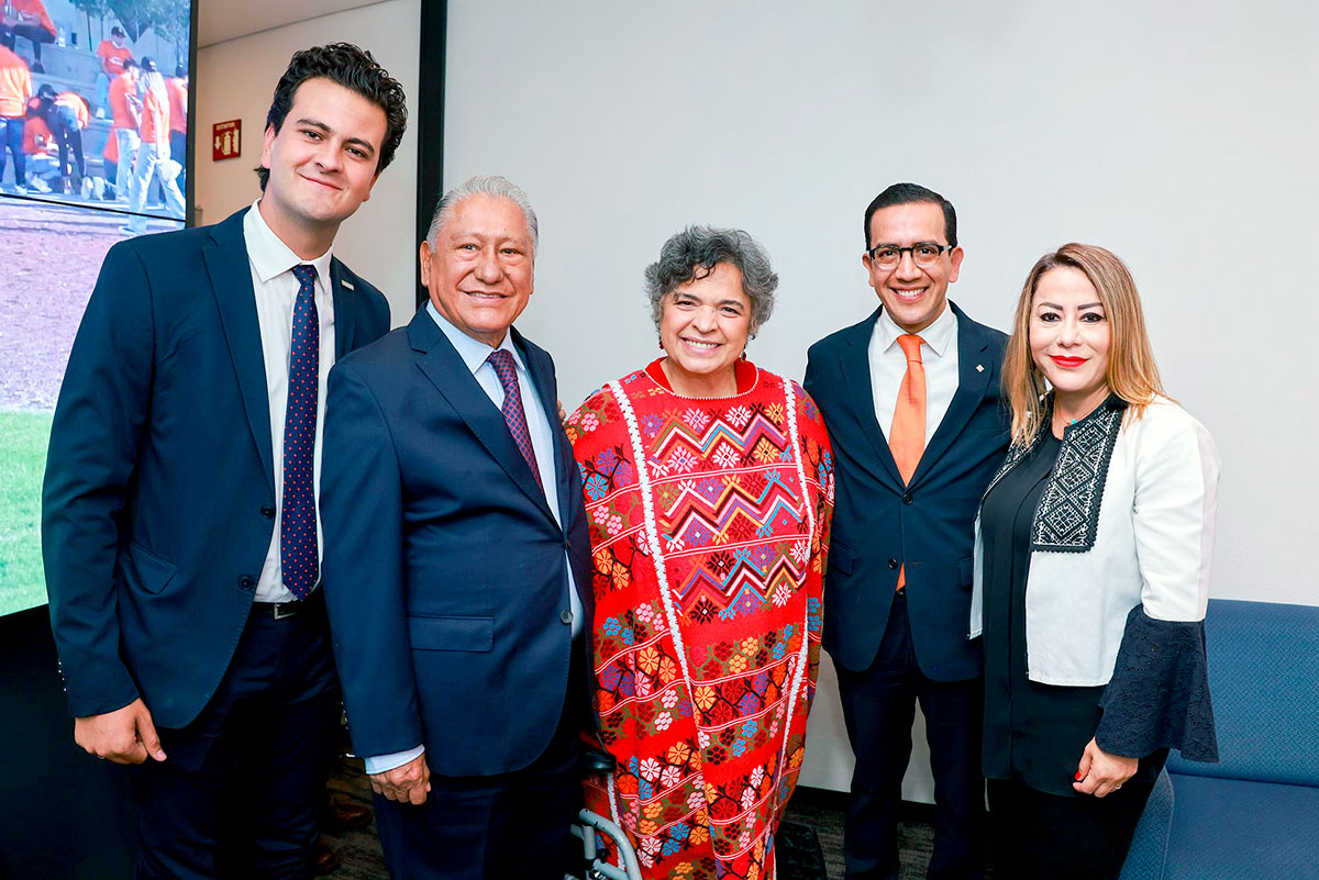 beatriz-paredes-universidad-anahuac-puebla