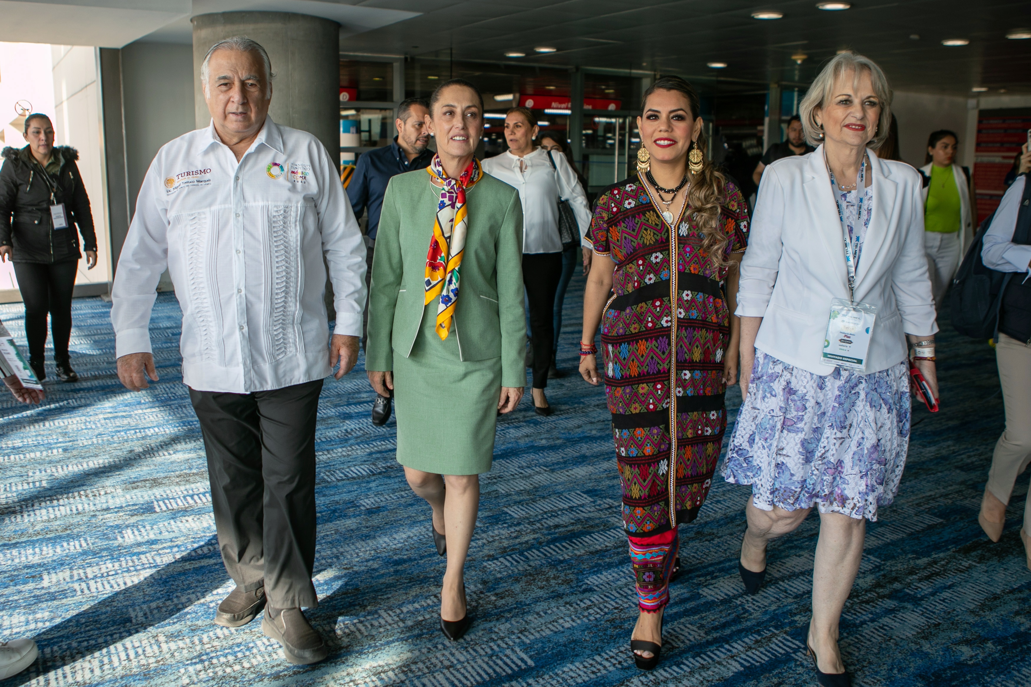 Claudia Sheinbaum Tianguis Turístico