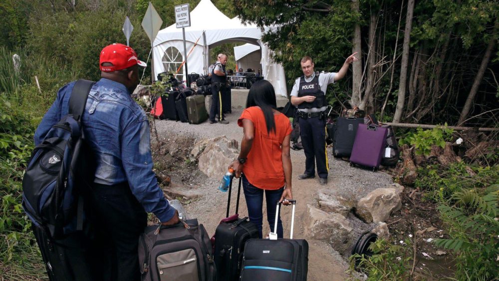 Canadá registra un aumento récord de migrantes que cruzan la frontera con Estados Unidos