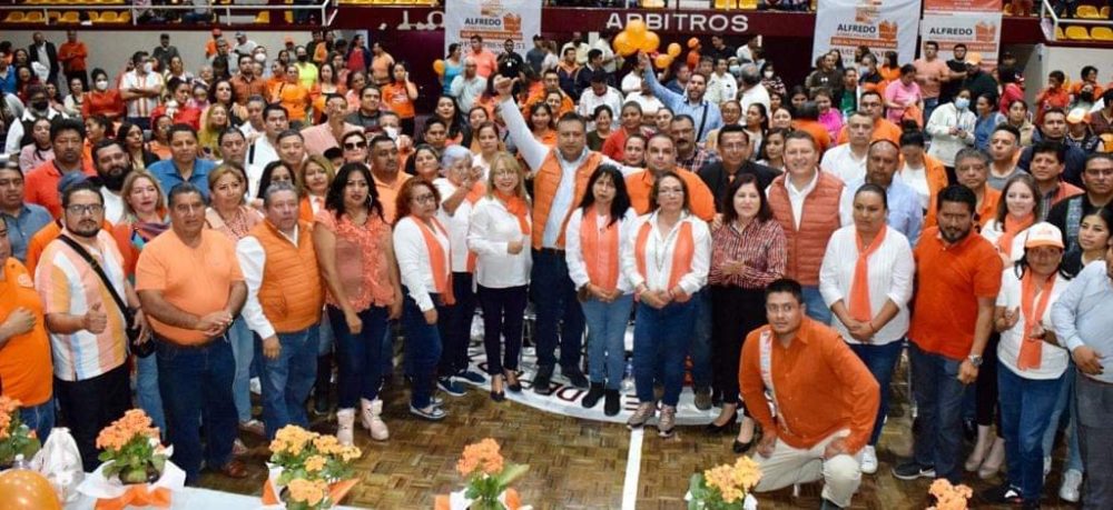 Directivos de escuelas presionan a maestros del SNTE 51 para que no voten por Alfredo Gómez Palacios