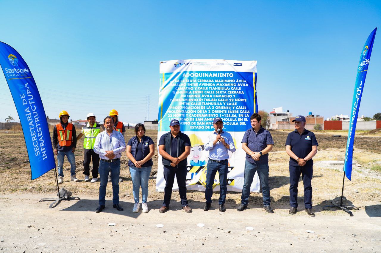 Arranca Ayuntamiento de San Andrés Cholula con adoquinamiento en calles de la cabecera municipal