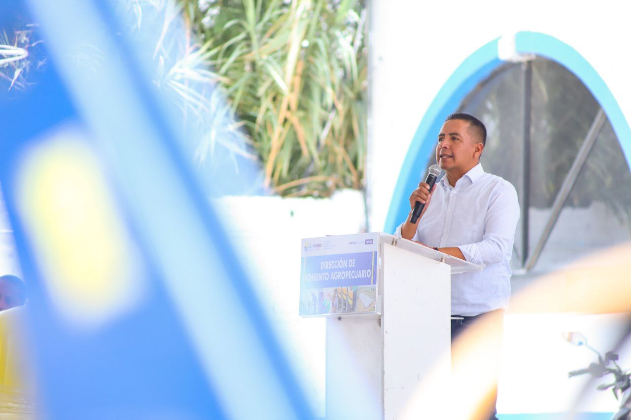 Impulsa Edmundo Tlatehui buenas prácticas en el sector agrícola del municipio