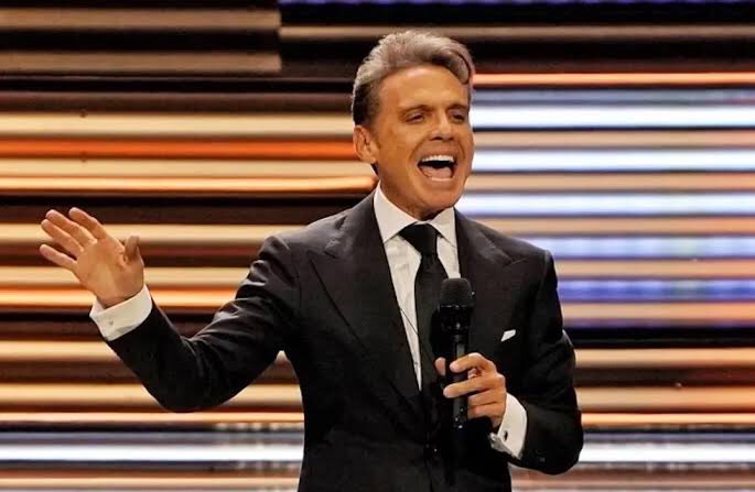 Luis Miguel hospitalizado de emergenia