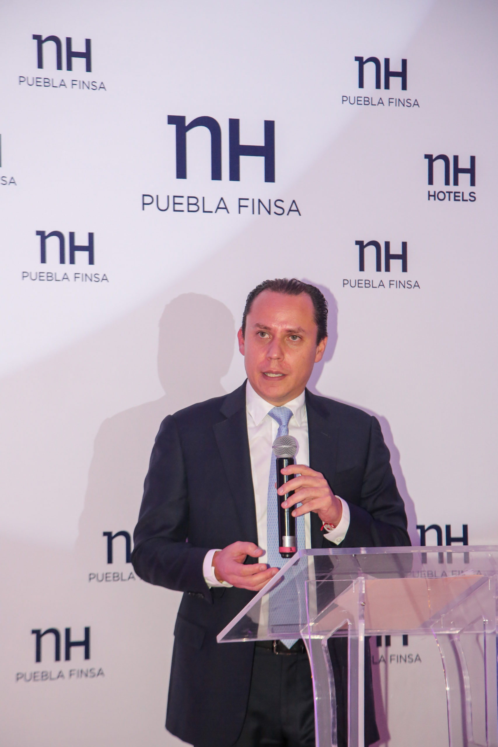 Lorenzo Ángel Graziano Stutzner, director del Hotel NH Finsa. Foto: Arlette Gordian / EsImagen