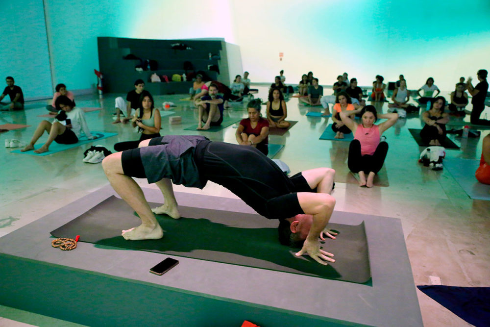 yoga-inmersiva-museo-internacional-del-barroco