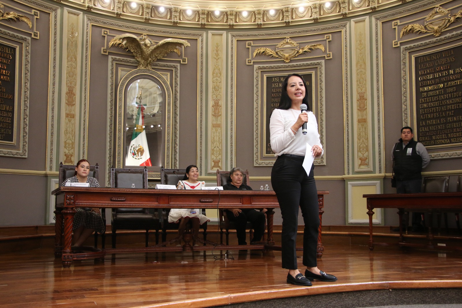 vania-vidal-marcelo
