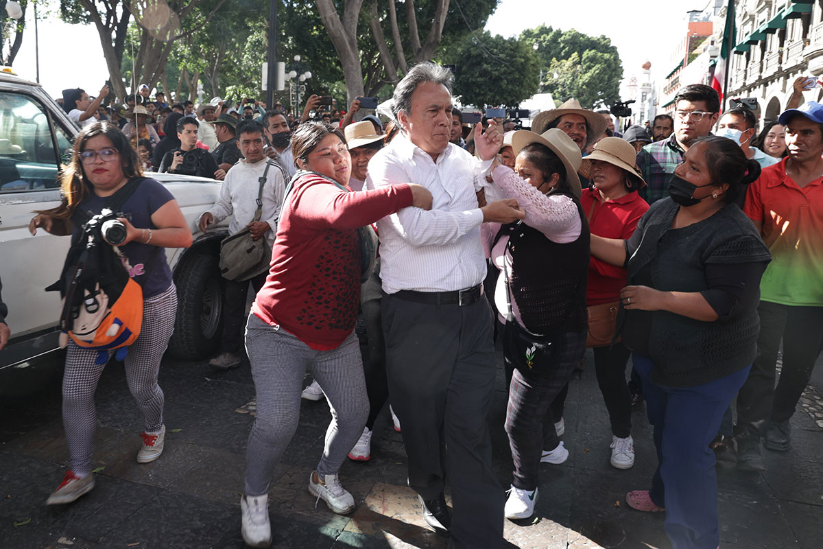 manif-la-resurreccion-palacio-municipal