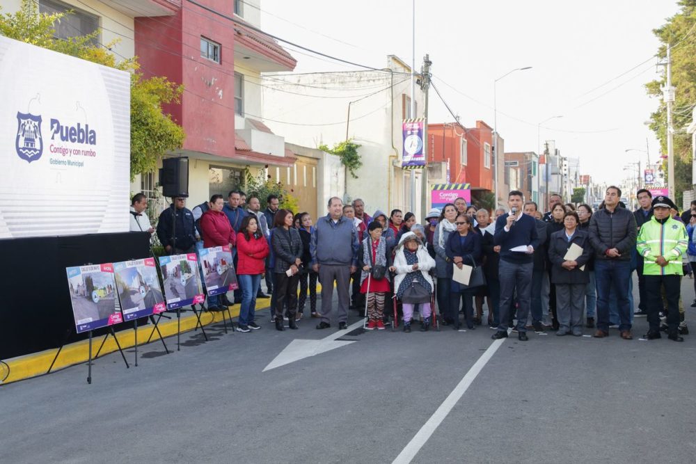 ayuntamiento-entrega-calle-granjas-puebla