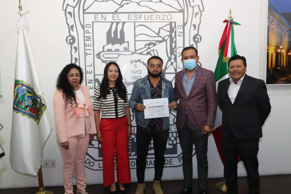 voluntariado-congreso-puebla-reconocimientos-instituto-artes-visuales