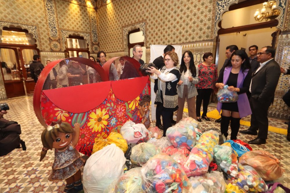 voluntariado-congreso-pue-donacion-tapitas-invierno-sin-frio
