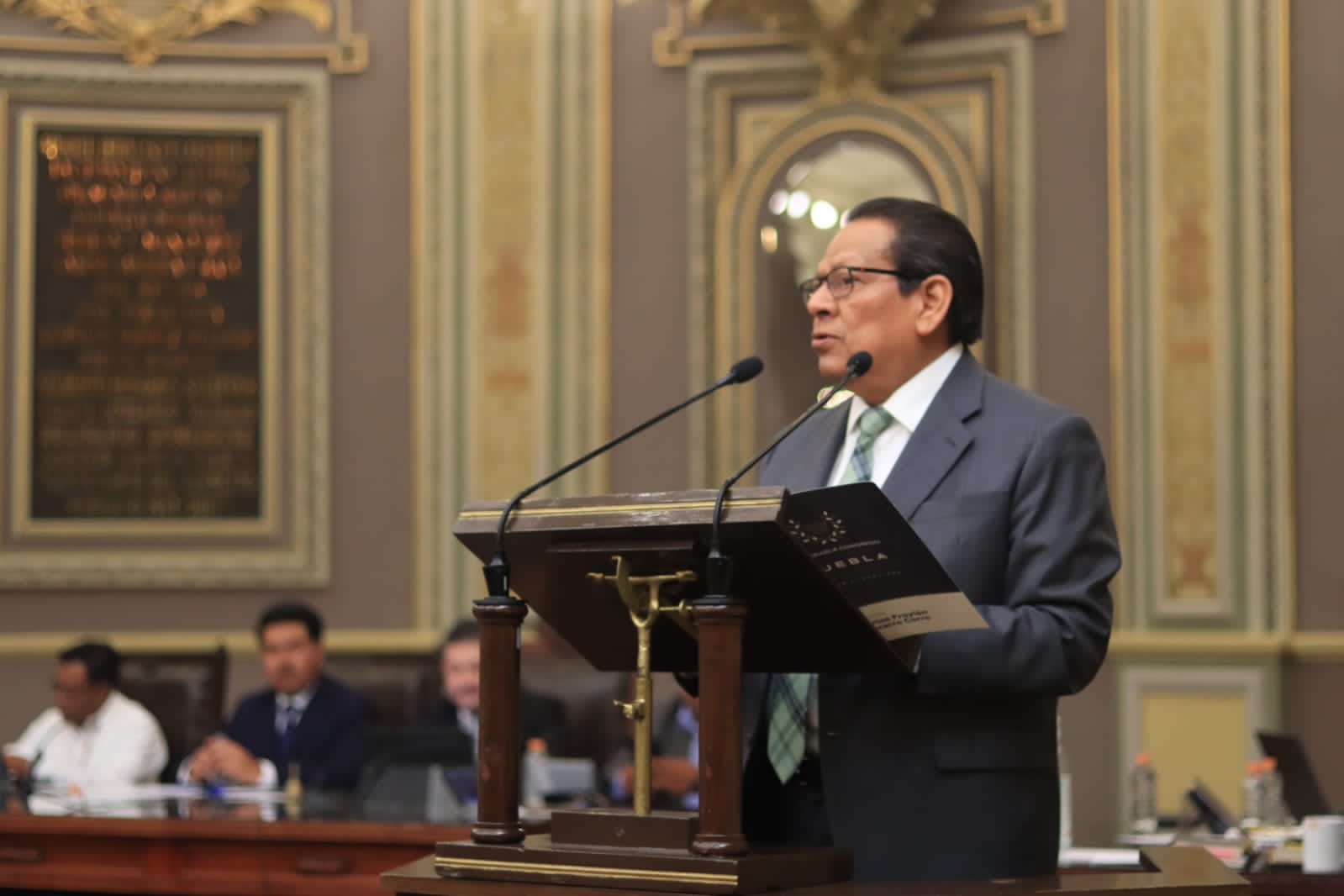 carlos-navarro-corro