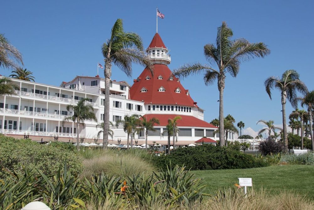 coronado-island-hotel