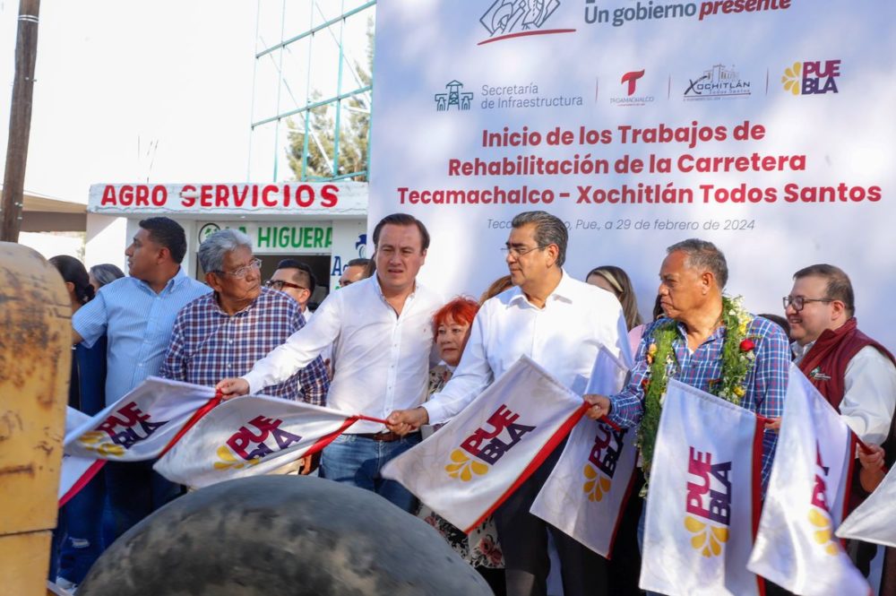 cespedes-rehabilitacion-carretera-tecamachalco-xochitlan-apoyos