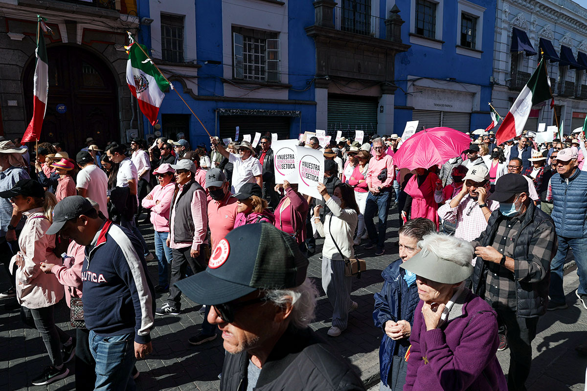 marcha-por-nuestra-democracia-pue