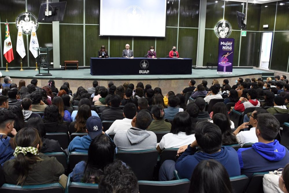 buap-feria-dia-internacional-mujer-nina-ciencia