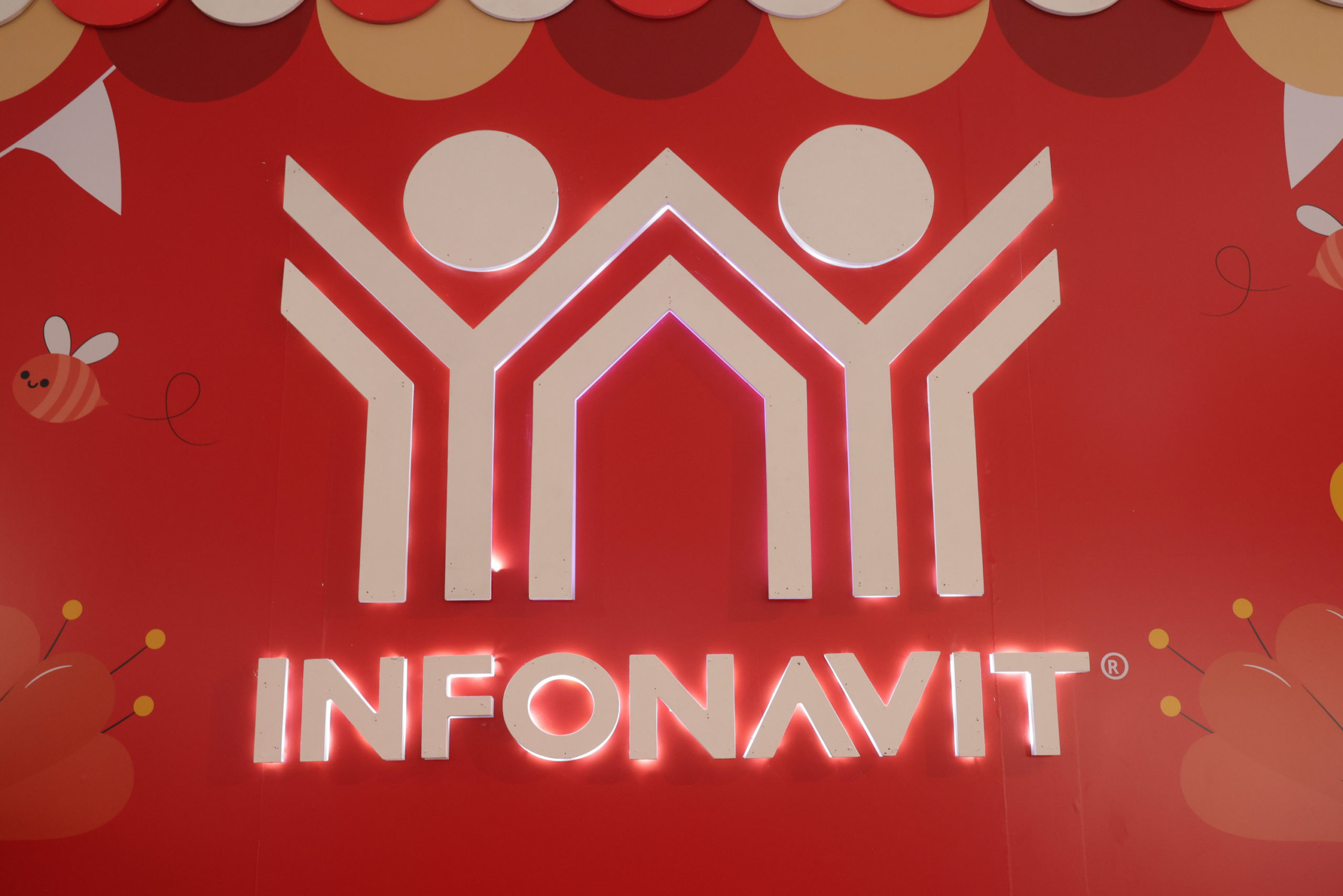 infonavit-logo