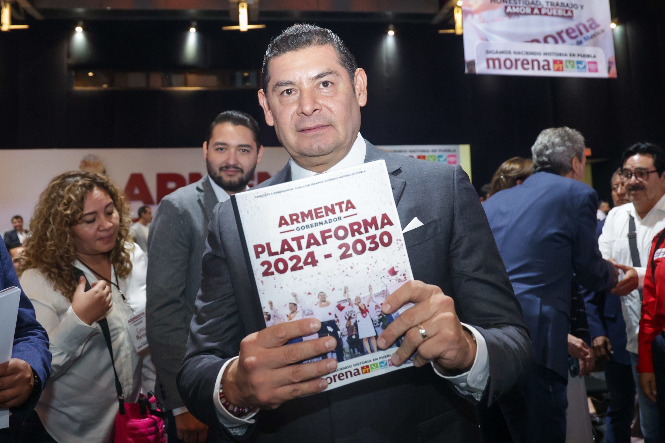 Alejandro Armenta presenta: Proyecto Estatal 2024-2030