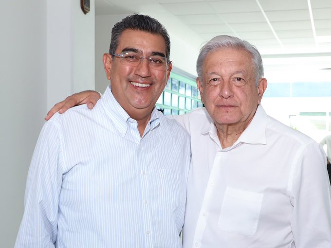 AMLO y Sergio Salomón